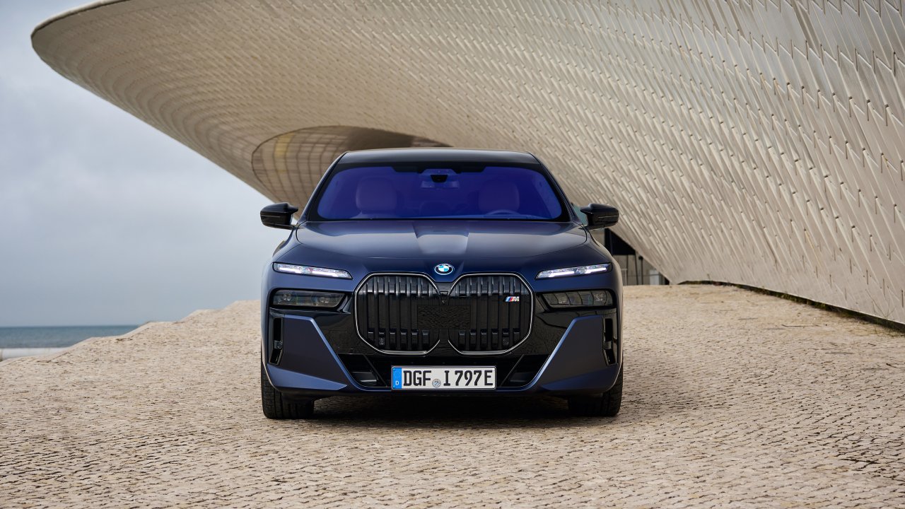 Prices and Specifications for BMW i7 2024 in UAE Autopediame